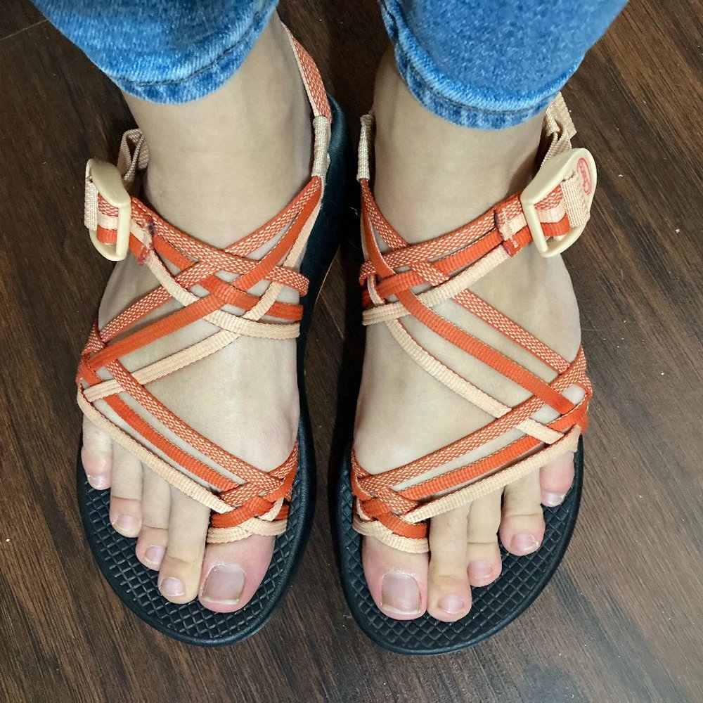 Womens Chacos ZX3 Sandals - Size 7